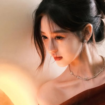 安提戈涅 封面